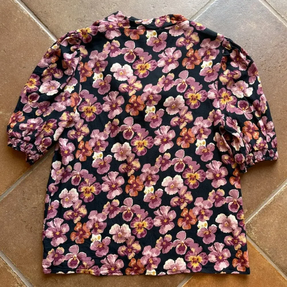 Reformation blouse good